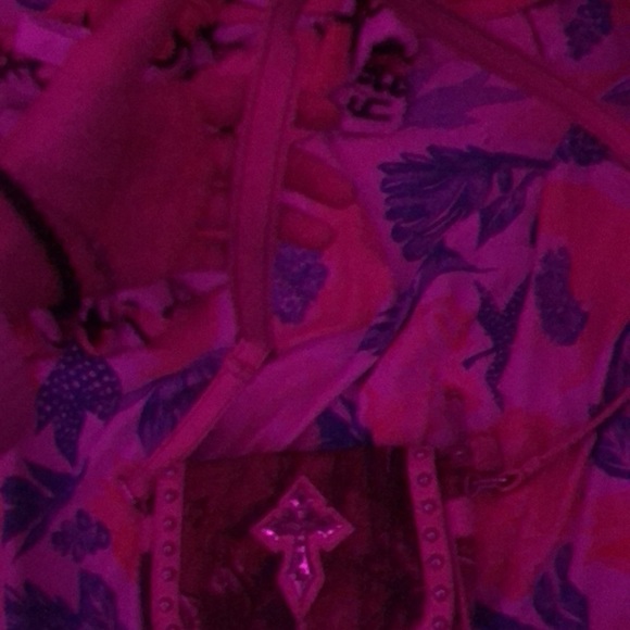 Yesir 2000’s cross rhinestoned bag in the color pink and green - Picture 2 of 4